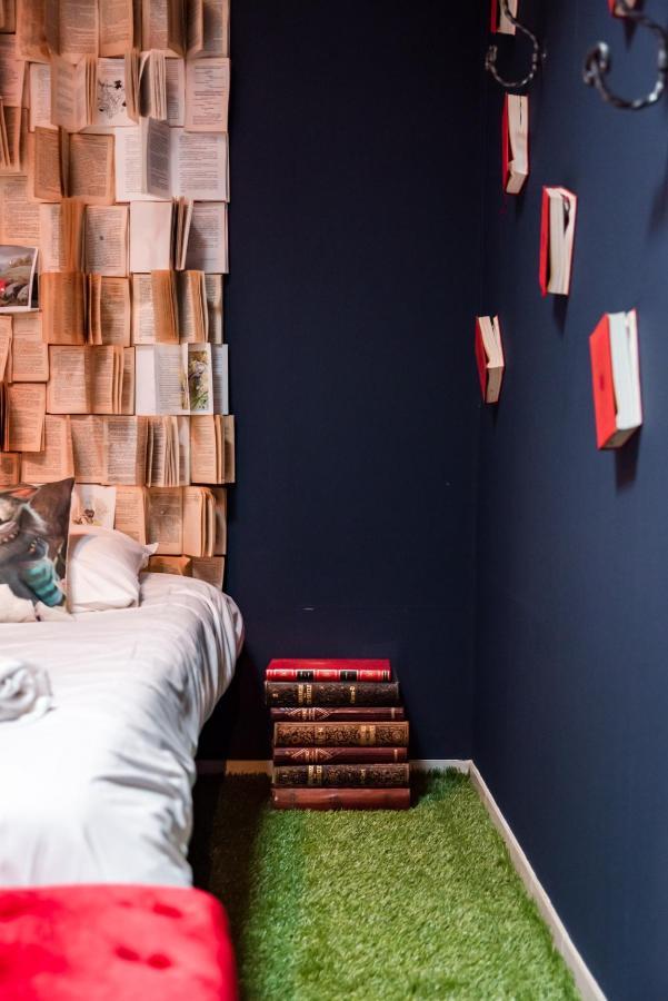 Insolite Alice In Wonderland Gujan-Mestras Extérieur photo
